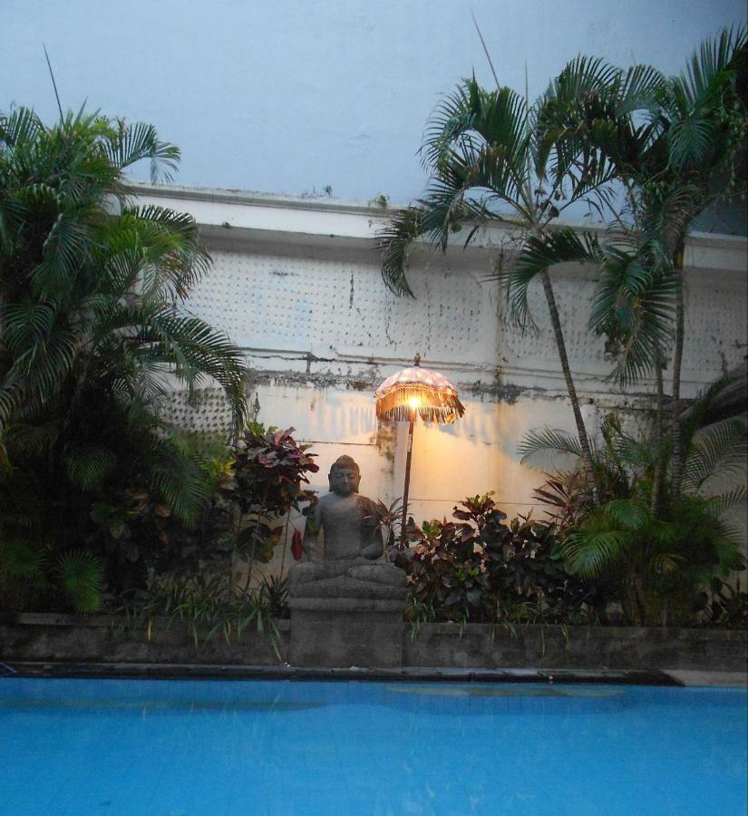 Capital O 93809 Wida Hotel Legian  Exterior photo